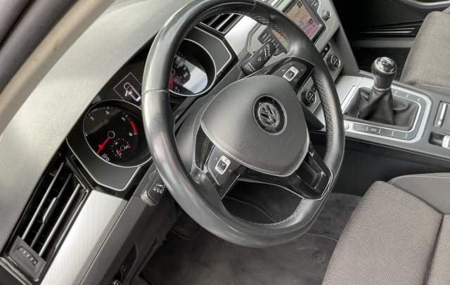 Volkswagen Passat 2.0TDI BMT "Comfortline"