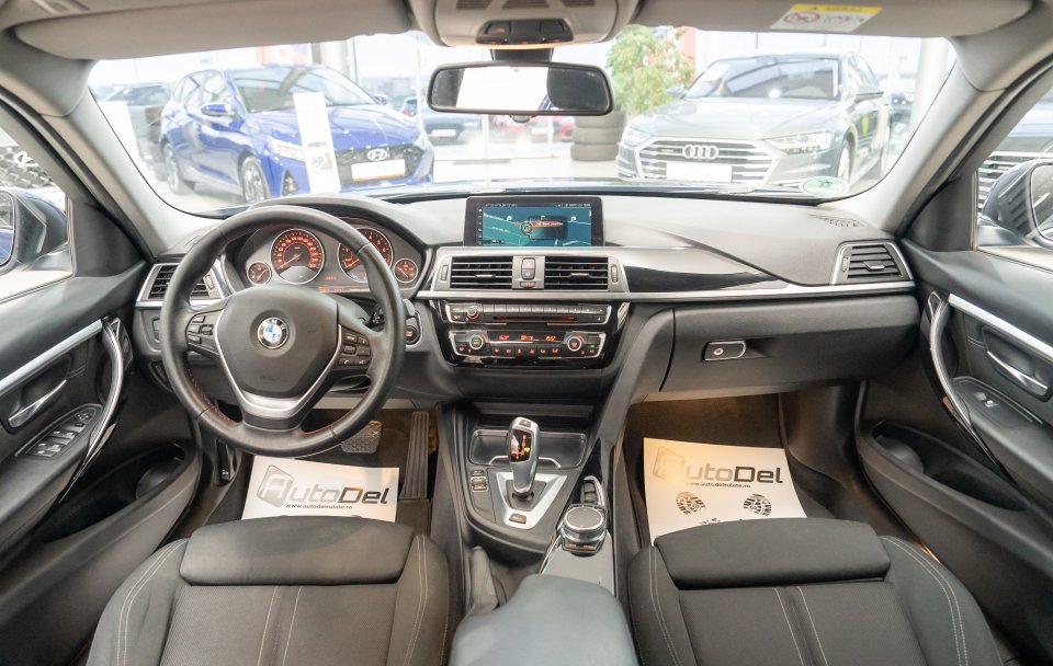 BMW Seria 3 330e Hybrid 2.0i