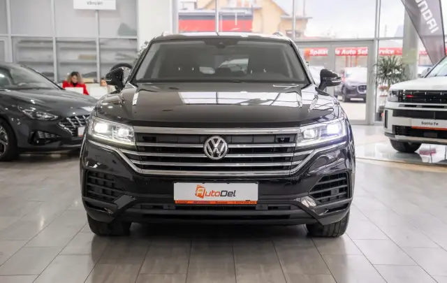 Volkswagen Touareg 3.0TDI V6 4Motion "Atmosphere"