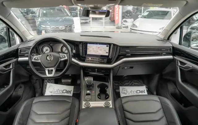 Volkswagen Touareg 3.0TDI V6 4Motion