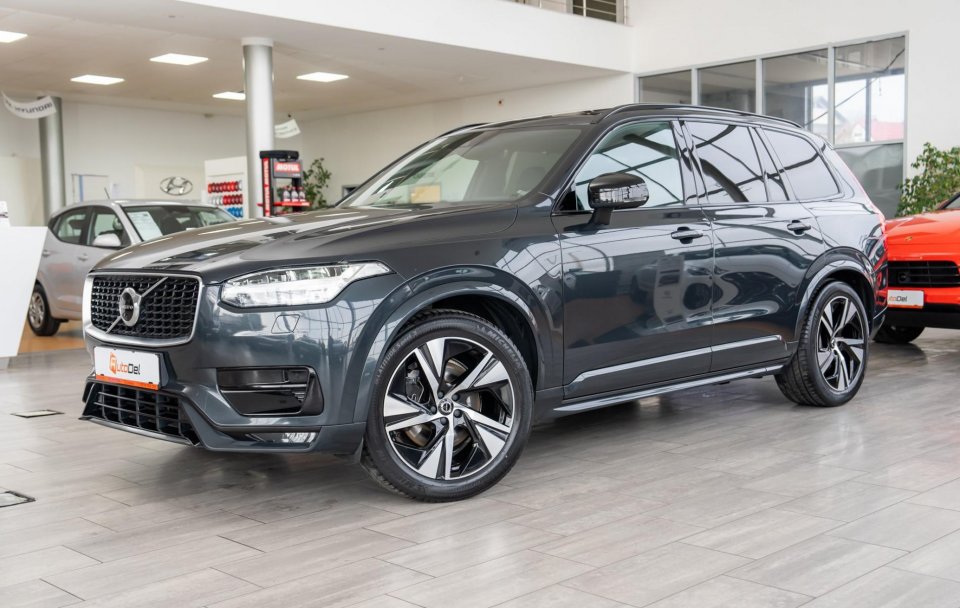 Volvo XC90 2.0 B5 AWD Geartronic "R-Design"