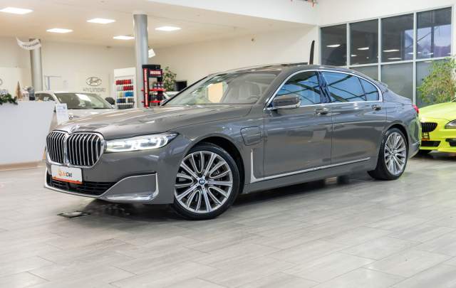 BMW Seria 7 745Le xDrive Plug-in Hybrid