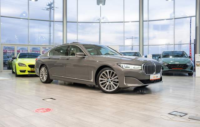 BMW Seria 7 745Le xDrive Plug-in Hybrid