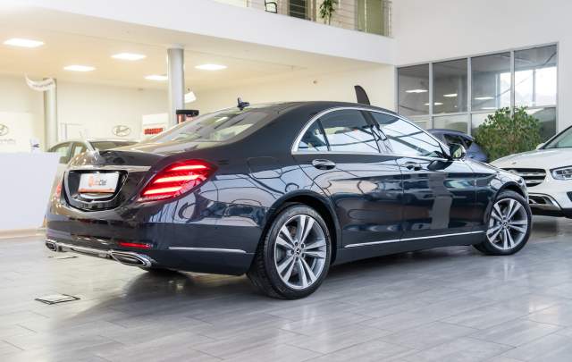 Mercedes-Benz S-Class S560 4Matic 9G-Tronic