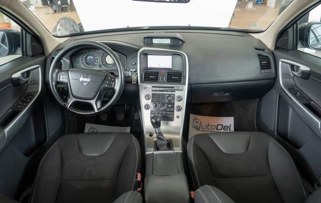 Volvo XC60 2.4 D DRIVe Momentum