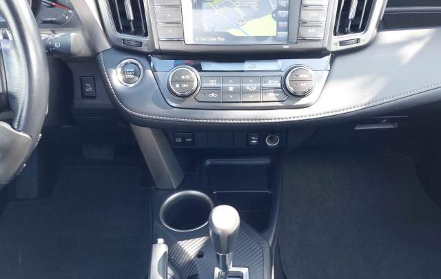 Toyota RAV4 2.2 D-4D Automat 4x4 "Edition 2014"