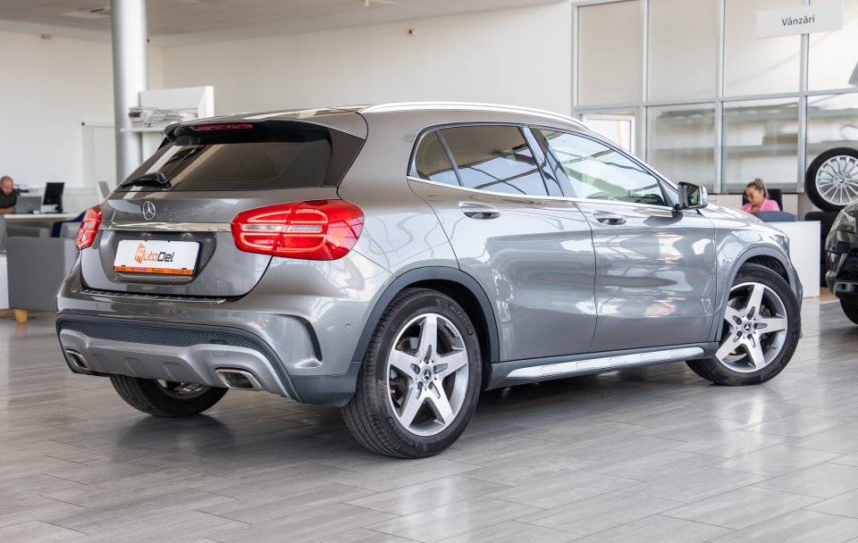 Mercedes-Benz GLA-Class 220CDI 4Matic DCT