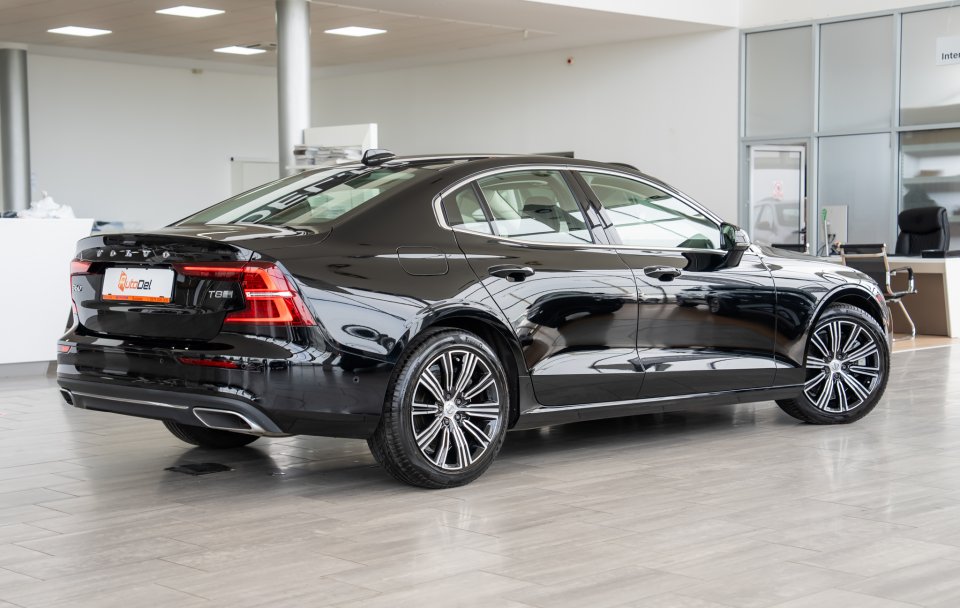 Volvo S60 2.0 T8 Plug-in Hybrid AWD "Inscription"