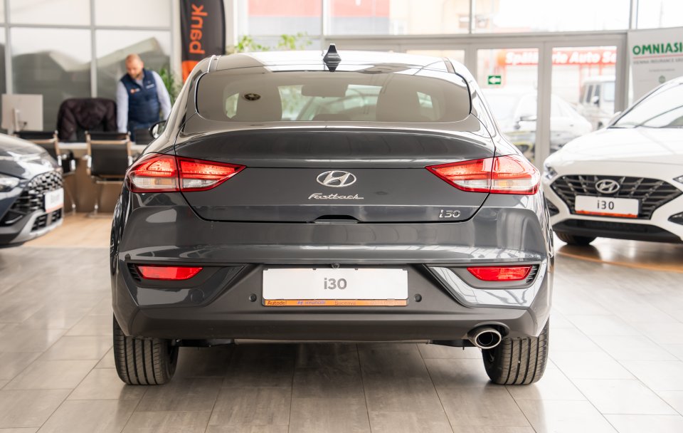 Hyundai i30 AUTOTURISM NOU!  Fastback 1.5T 48v "Highway"