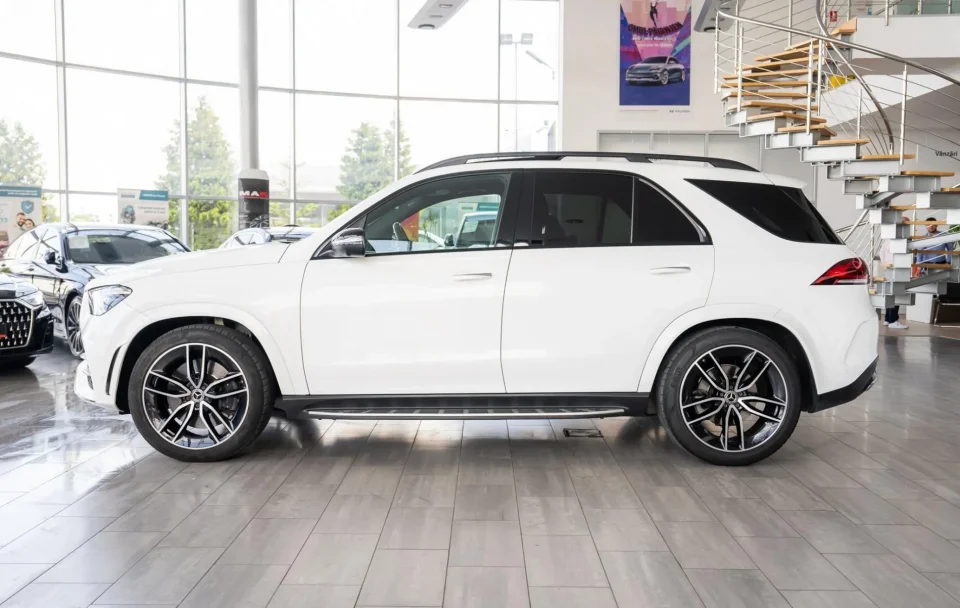 Mercedes-Benz GLE "AMG Line" 450 3.0 Hybrid 4Matic