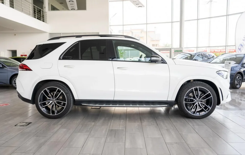 Mercedes-Benz GLE "AMG Line" 450 3.0 Hybrid 4Matic