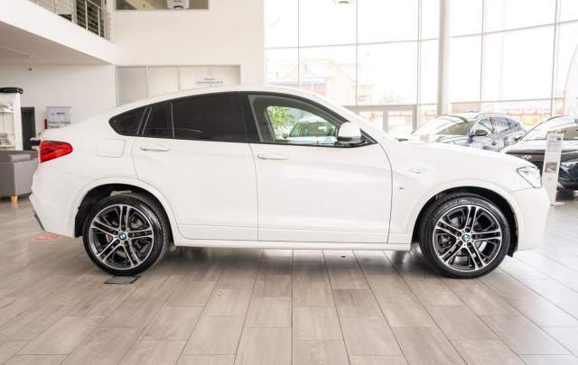 BMW X4 xDrive 20d Sport / M Sportpacket