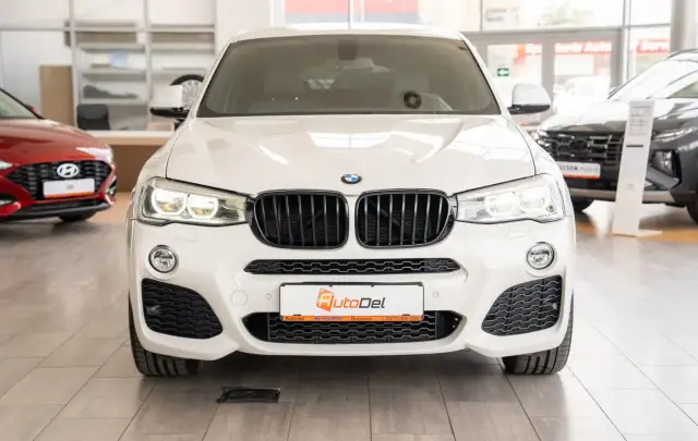 BMW X4 xDrive 20d Sport / M Sportpacket