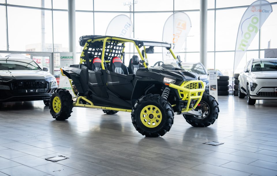 Polaris RZR XP 1000 4 Locuri / Automat / 4x4 / Reductor