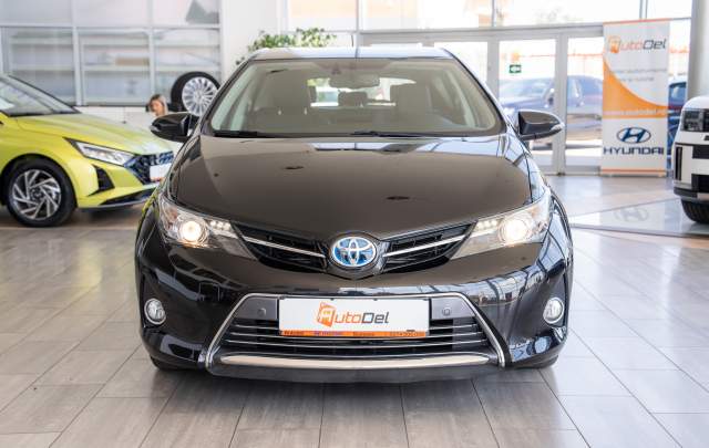 Toyota Auris 1.8 Hybrid Lounge