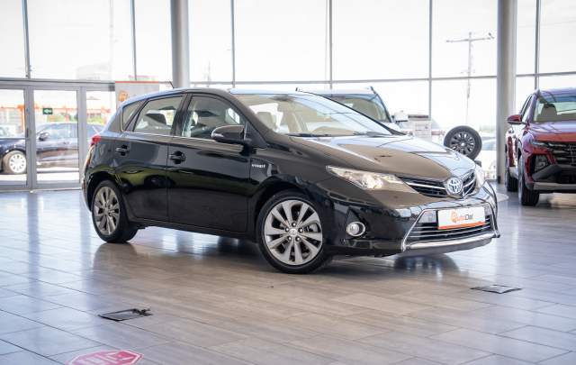 Toyota Auris 1.8 Hybrid Lounge