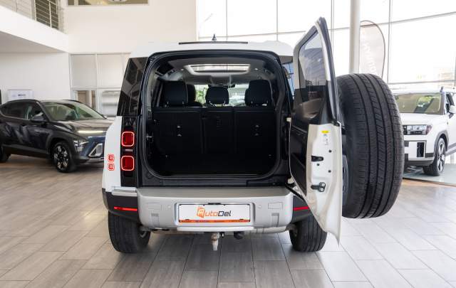 Land Rover Defender D300 MildHybrid 4WD Automat "Soft Top"