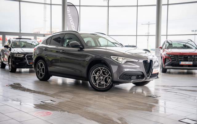 Alfa Romeo Stelvio 2.0 B-Tech Q4 AWD Automat