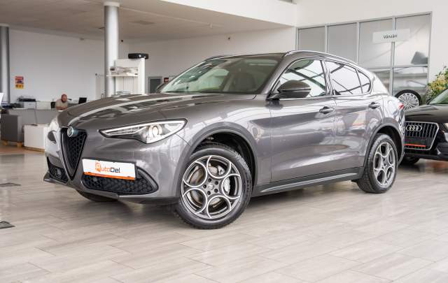 Alfa Romeo Stelvio 2.0 B-Tech Q4 AWD Automat