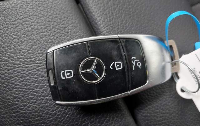 Mercedes-Benz E-Class E 300e 4Matic Automatic