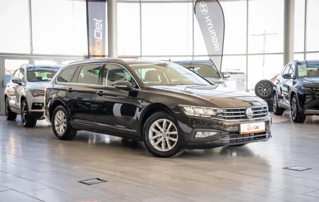 Volkswagen Passat 2.0TDI DSG Variant - Facelift