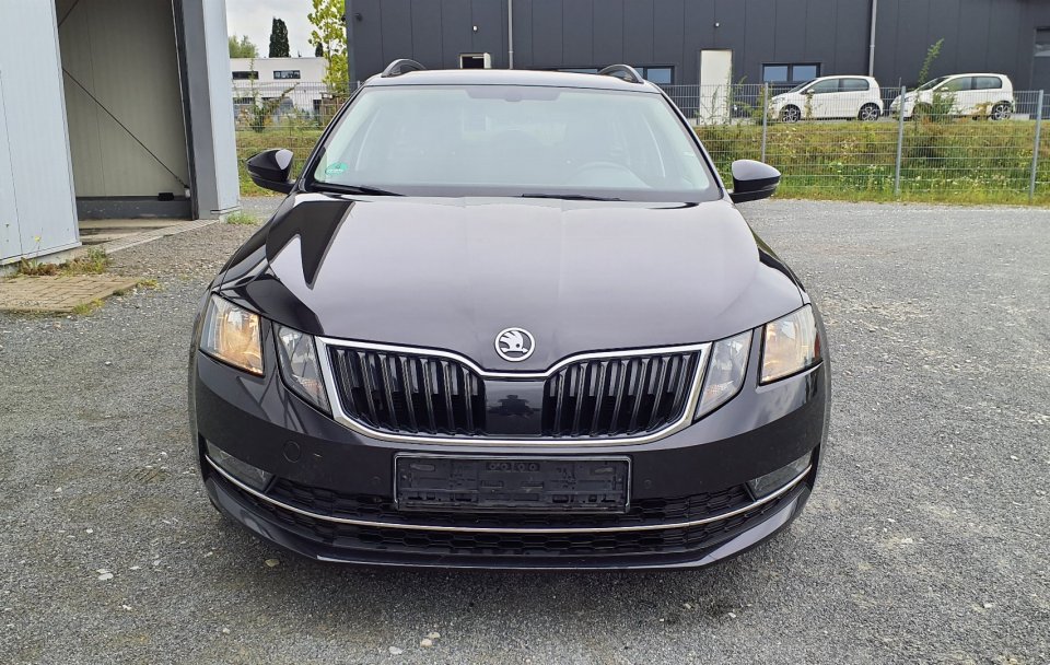 Skoda Octavia 2.0TDI DSG "Style" Combi