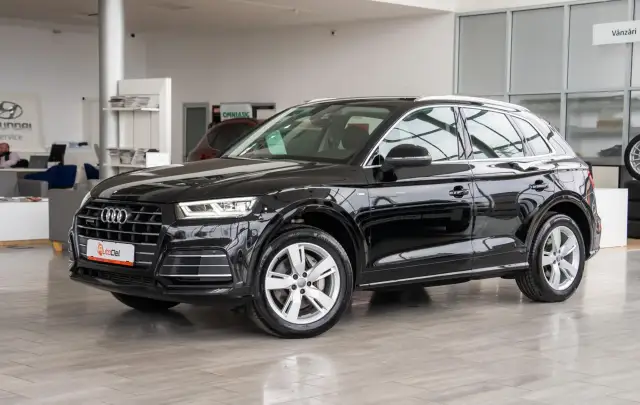 Audi Q5 2.0 / 55TFSIe Quattro "S-Line"