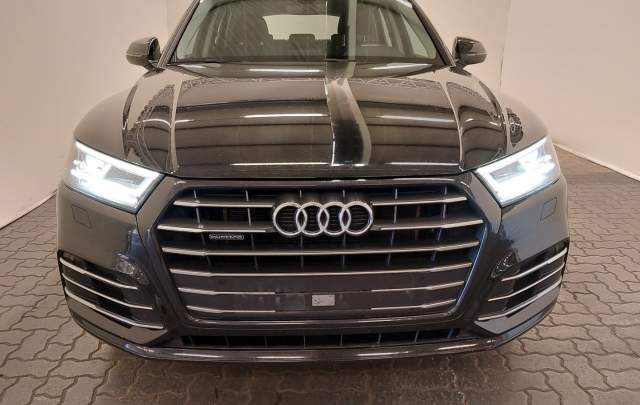 Audi Q5 55TFSIe 2.0 Plug-in Hybrid 4x4 "S-Line"