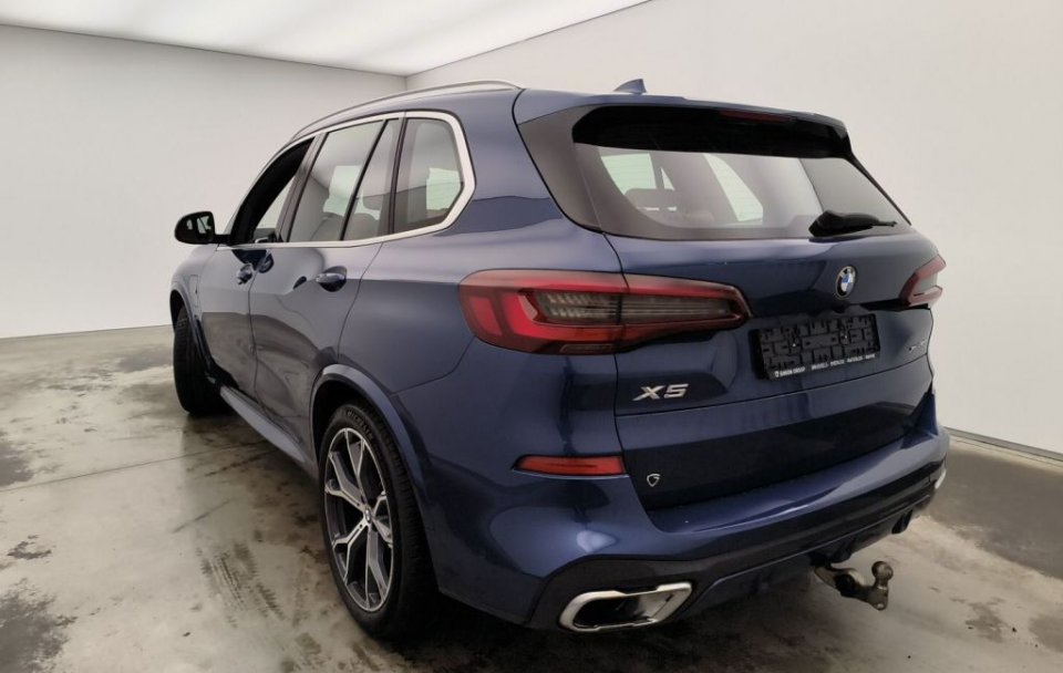 BMW X5 45e xDrive Plug-in Hybrid 3.0 "M Pack"