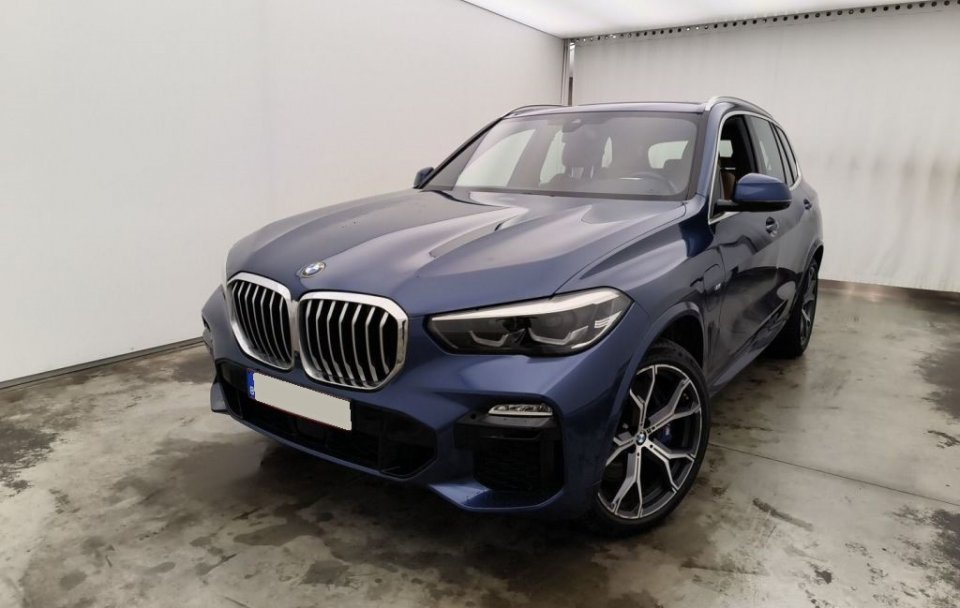 BMW X5 45e xDrive Plug-in Hybrid 3.0 "M Pack"