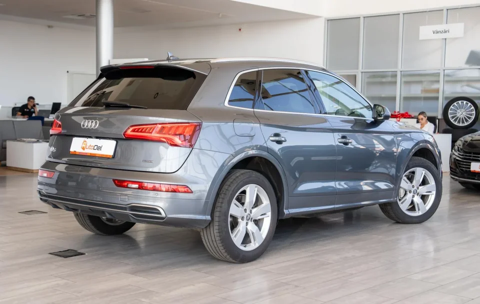 Audi Q5 2.0TDI Quattro S-Tronic "S-Line"