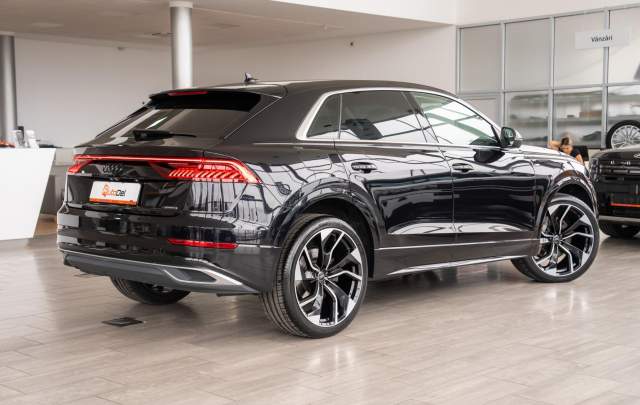 Audi Q8 50TDI 3.0 Mild Hybrid Quattro Tiptronic "S-Line"