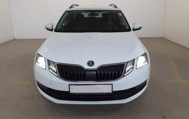 Skoda Octavia 1.6TDI DSG "Drive" Combi