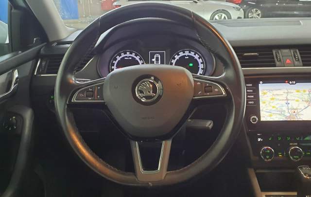 Skoda Octavia 1.6TDI DSG "Drive" Combi