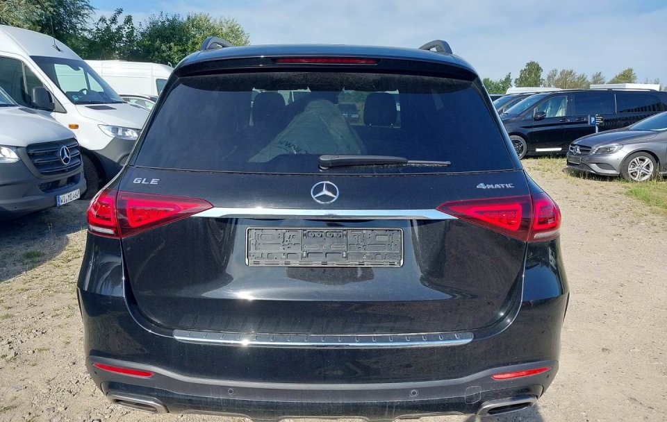 Mercedes-Benz GLE 580 4.0 V8 Hybrid 4Matic 9G-Tronic "AMG Line"