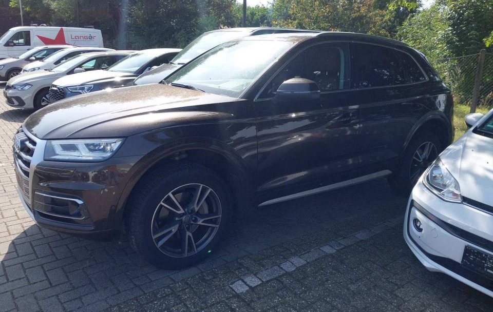 Audi Q5 2.0TFSI Quattro S-Tronic - Perne Aer -