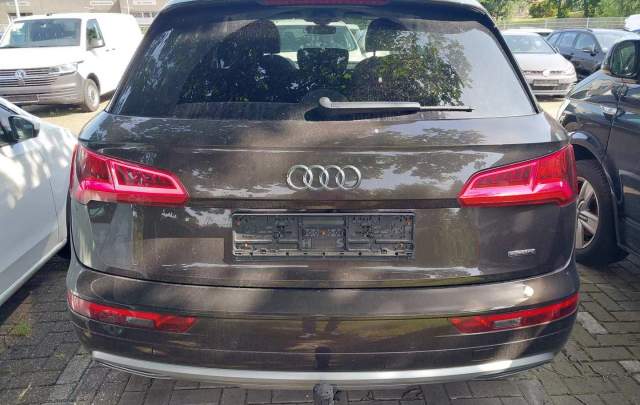 Audi Q5 2.0TFSI Quattro S-Tronic - Perne Aer -