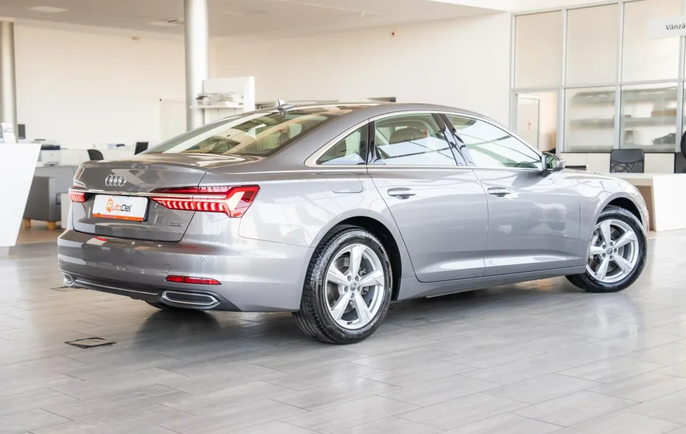 Audi A6 2.0 Plug-in Hybrid 50TFSIe Quattro "S-Line"