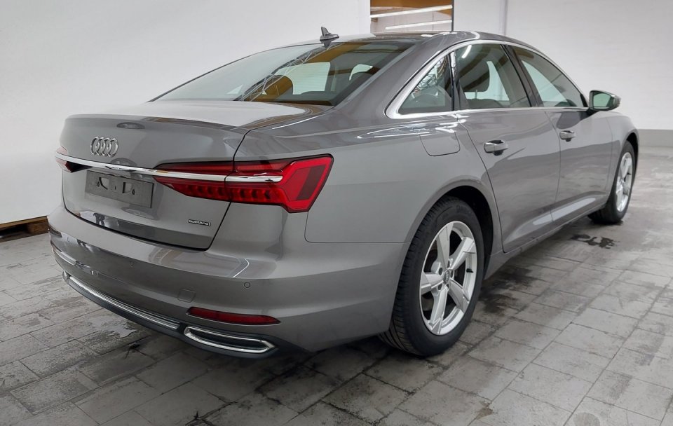 Audi A6 50TFSIe 2.0 Plug-in Hybrid 4x4 S-Tronic