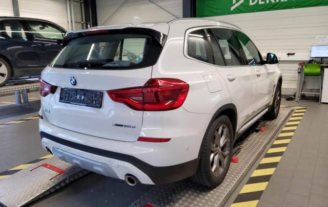 BMW X3 20d xDrive Steptronic "xLine"