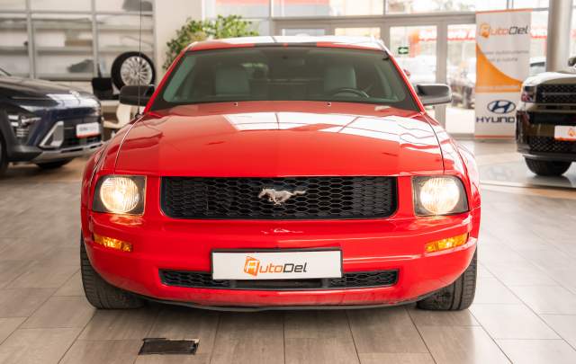 Ford Mustang 4.0 V6 12V Automat