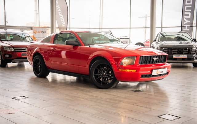 Ford Mustang 4.0 V6 12V Automat