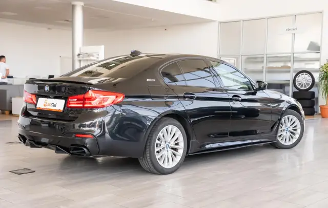 BMW Seria 5 530e 2.0 iPerformance "Luxury Line"