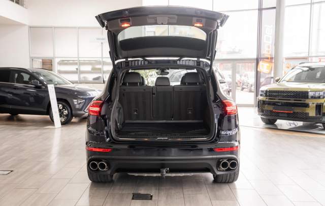 Porsche Cayenne S e-Hybrid 3.0 Plug-in Hybrid V6 Tiptronic