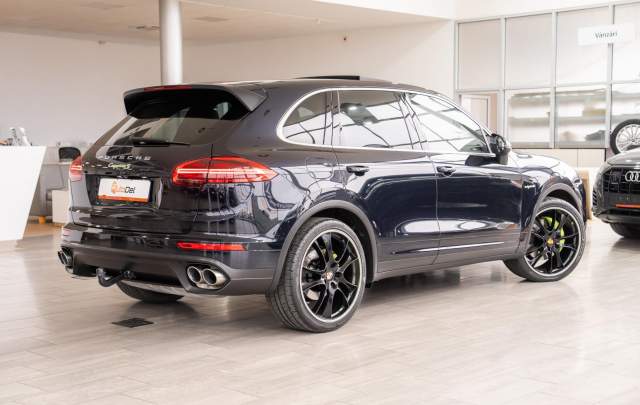 Porsche Cayenne S e-Hybrid 3.0 Plug-in Hybrid V6 Tiptronic