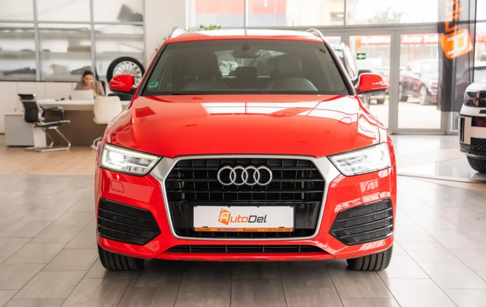 Audi Q3 2.0TDI "S-Line"