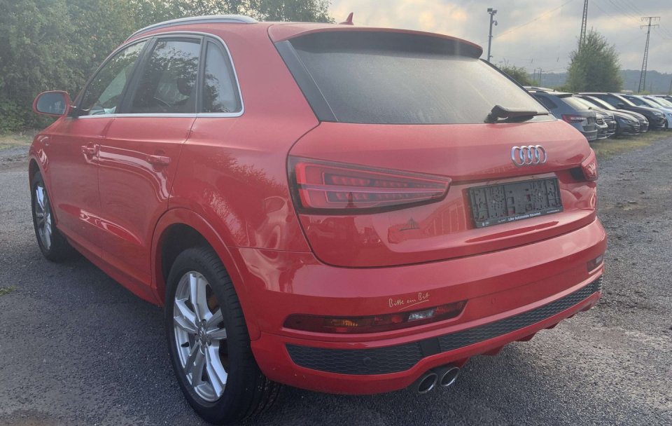 Audi Q3 2.0TDI "S-Line"