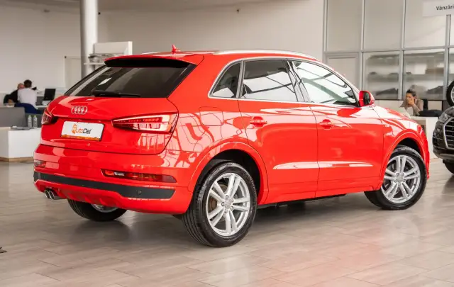 Audi Q3 2.0TDI "S-Line"