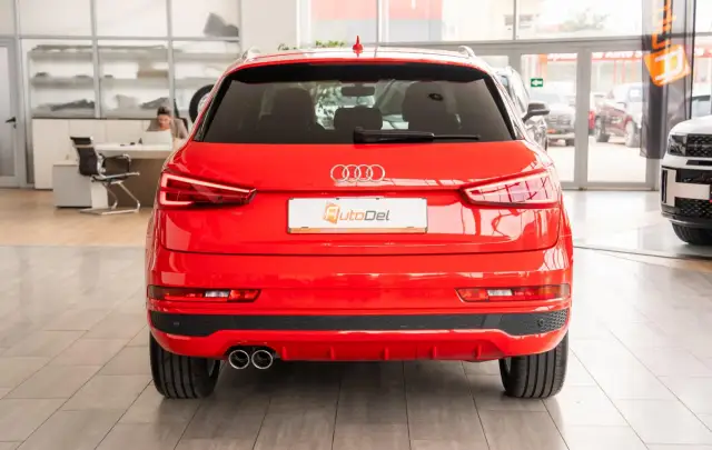 Audi Q3 2.0TDI "S-Line"