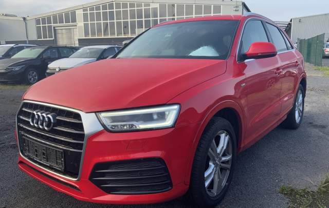 Audi Q3 2.0TDI "S-Line" - 2016